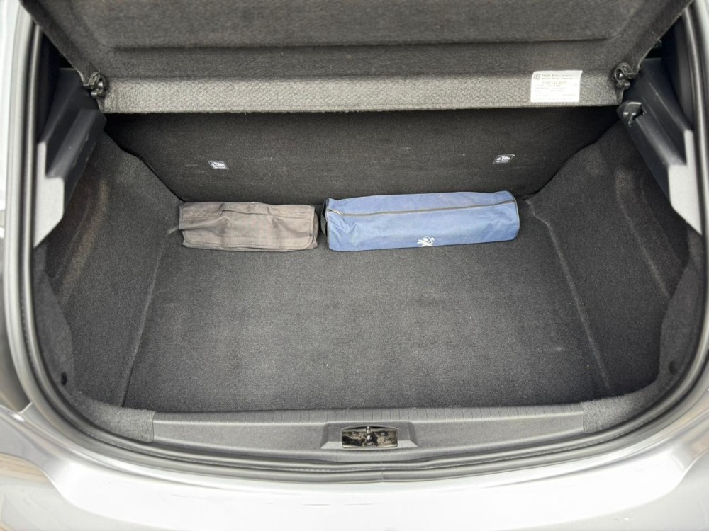 Peugeot 208 Active 1.6 pack típtronic — foto 17